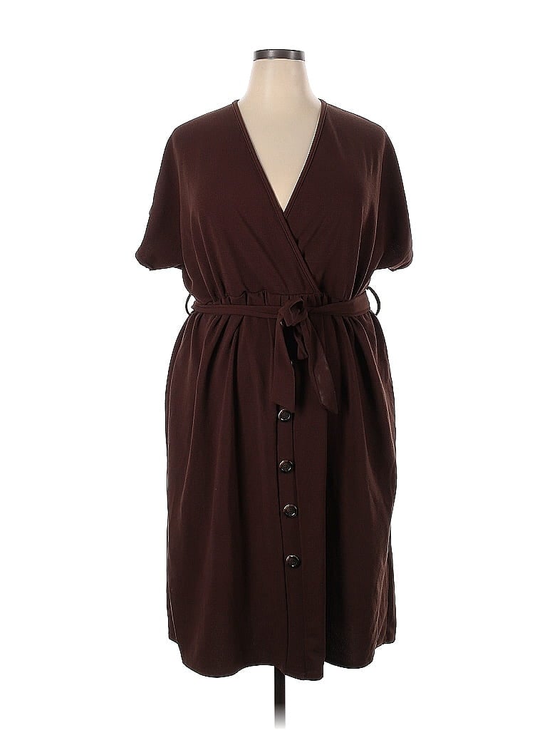 Pre-owned Boohoo Casual Dress In Brown