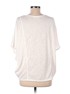 Mod On Trend Short Sleeve Top (view 2)