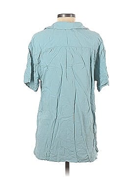Urban Outfitters Short Sleeve Button-Down Shirt (view 2)