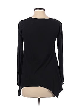 Romeo & Juliet Couture Long Sleeve Top (view 2)