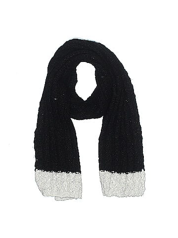 Hollister Scarf (view 1)