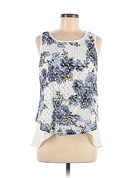 Casual Couture by Green Envelope Sleeveless Top (view 1)