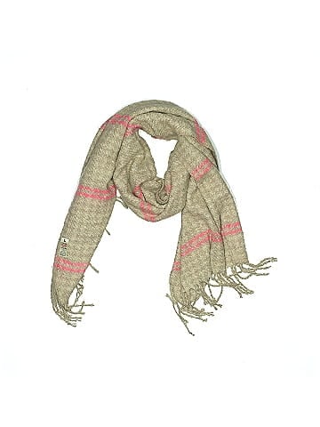 TU Scarf (view 1)