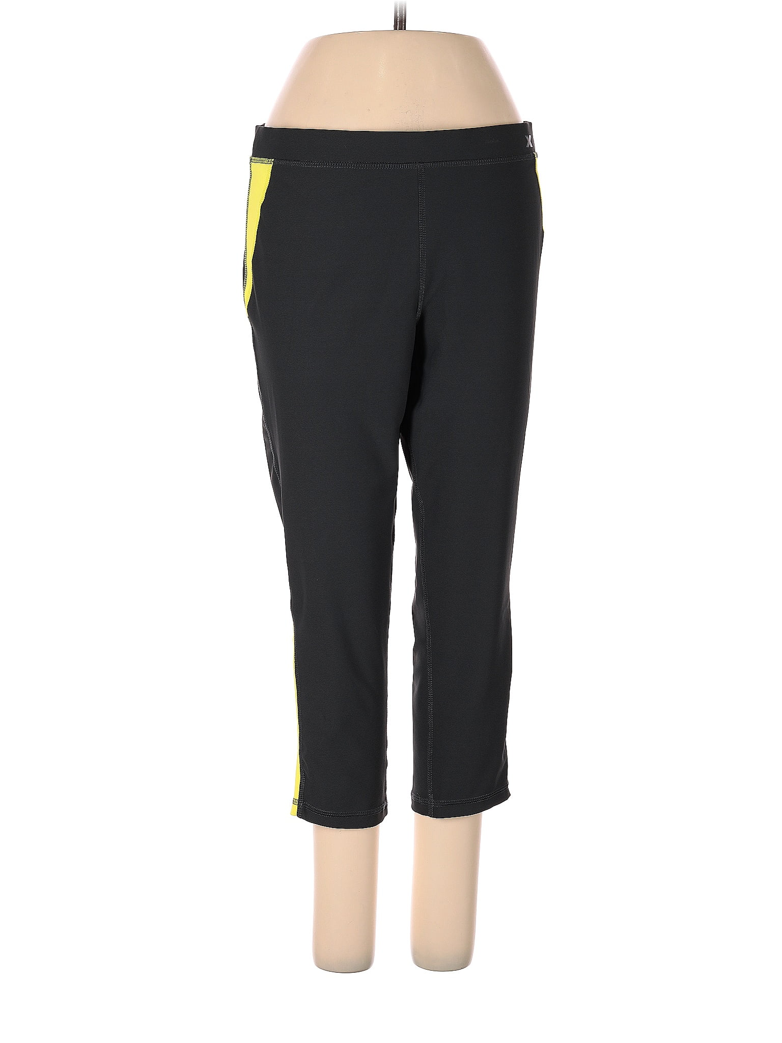 Xersion Black Active Pants Size M 34 off thredUP