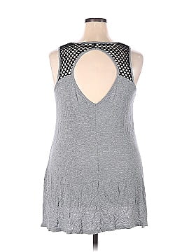 LIVI Sleeveless Top (view 2)