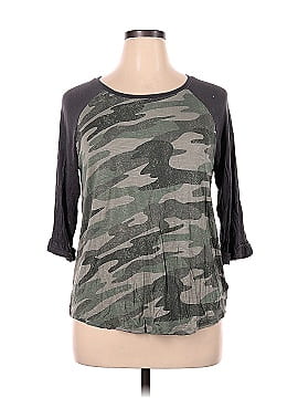 24/7 Maurices Long Sleeve T-Shirt (view 1)