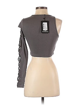 PrettyLittleThing Long Sleeve T-Shirt (view 2)