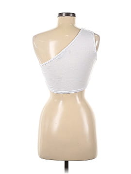 PrettyLittleThing Sleeveless Top (view 2)