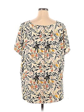Ava & Viv Short Sleeve Blouse (view 2)