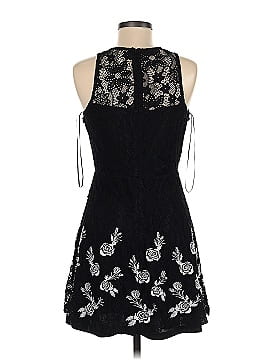 Francesca's Casual Dress (view 2)