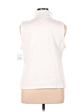 Croft & Barrow Vest (view 2)