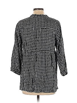 BeMaternity by Ingrid & Isabel 3/4 Sleeve Blouse (view 2)