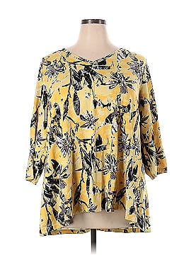 D&Co. 3/4 Sleeve Top (view 1)