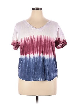 24/7 Maurices Short Sleeve T-Shirt (view 1)