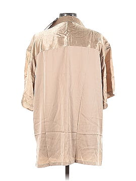 Gentle Herd Short Sleeve Button-Down Shirt (view 2)