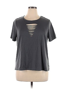 Shein Short Sleeve T-Shirt (view 1)