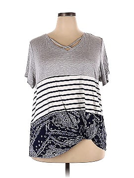 24/7 Maurices Short Sleeve Top (view 1)