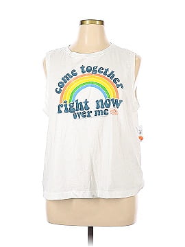 Old Navy Active T-Shirt (view 1)