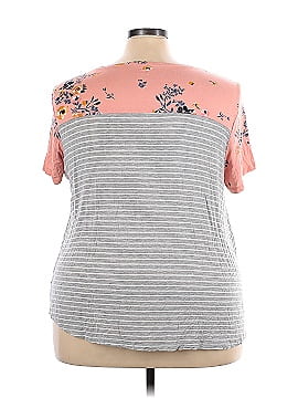 24/7 Maurices Short Sleeve T-Shirt (view 2)