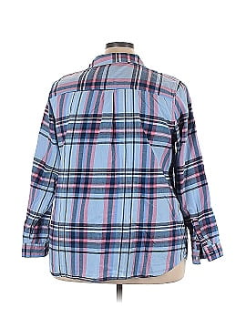 Croft & Barrow Long Sleeve Button-Down Shirt (view 2)