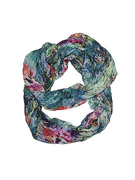 Lily and Lionel Scarf (view 1)