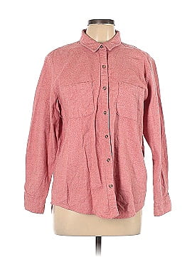 Universal Thread Long Sleeve Button-Down Shirt (view 1)