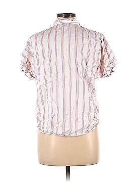 Universal Thread Short Sleeve Button-Down Shirt (view 2)