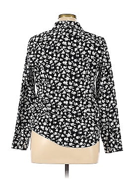 Chaps Long Sleeve Button-Down Shirt (view 2)