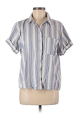 Universal Thread Short Sleeve Button-Down Shirt (view 1)