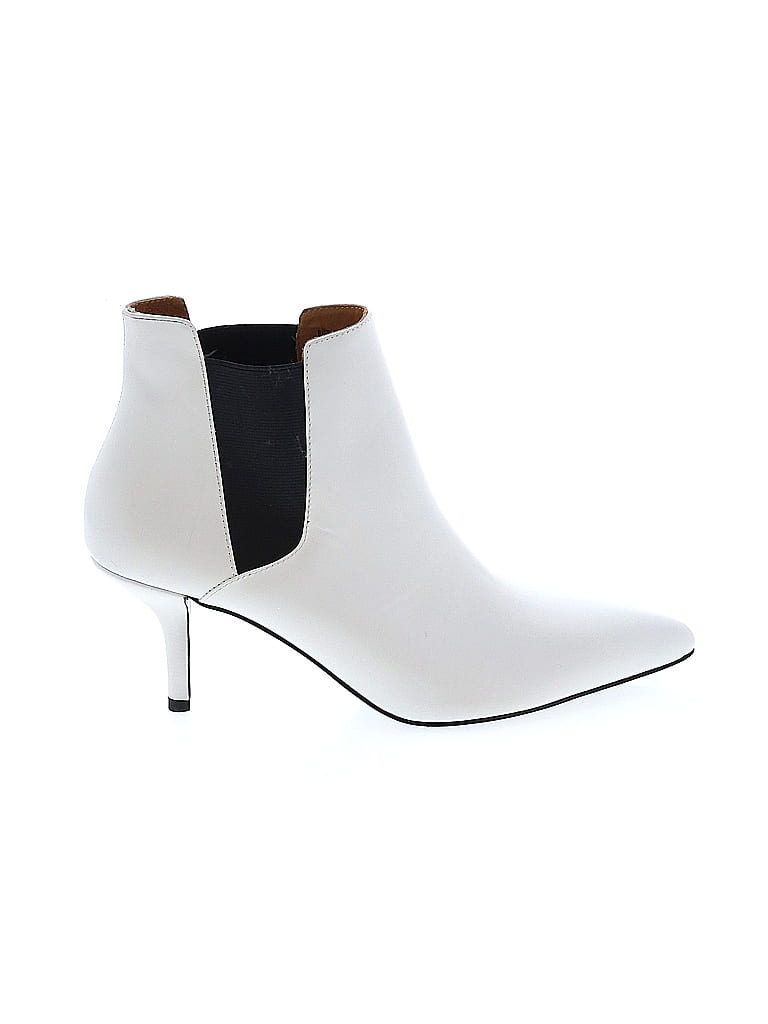 mia white boots