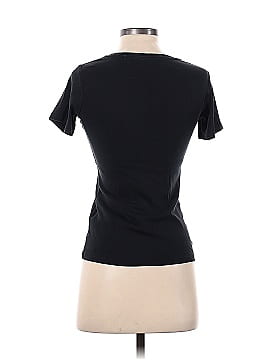 Uniqlo Short Sleeve T-Shirt (view 2)