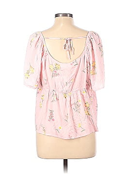 Hippie Rose Short Sleeve Blouse (view 2)