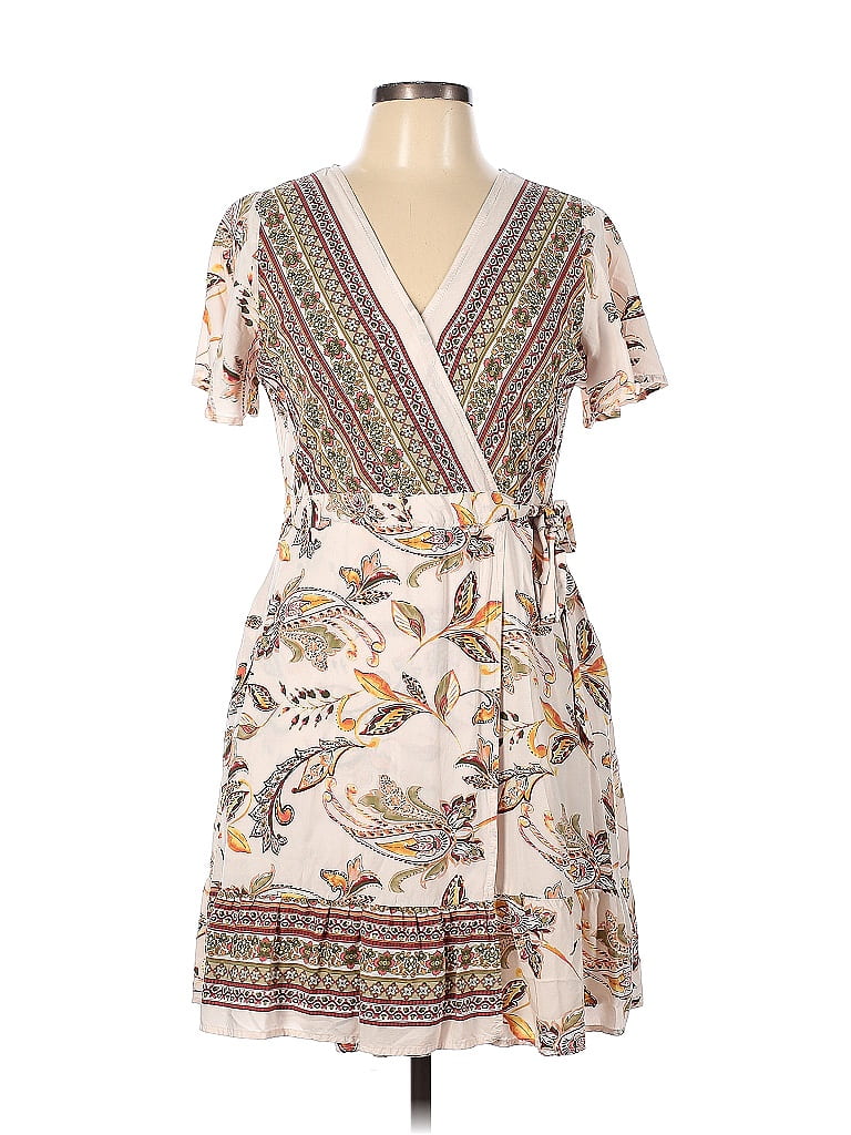 Davi & Dani Floral Scalloped Cutout Back Mini Dress