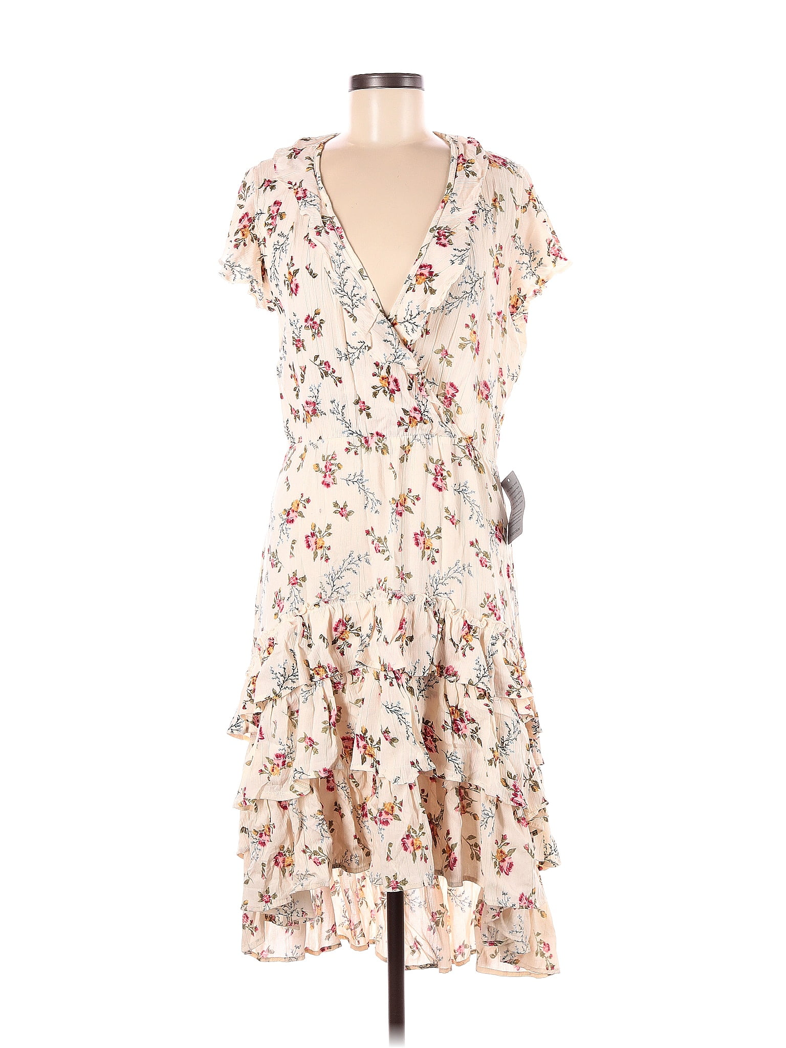 Nostalgia 100% Rayon Floral Ivory Casual Dress Size M - 47% off | thredUP