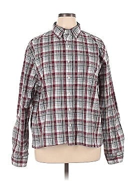 Croft & Barrow Long Sleeve Button-Down Shirt (view 1)