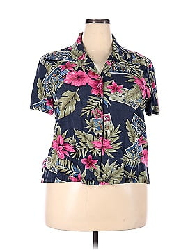 Island Traders Short Sleeve Button-Down Shirt (view 1)