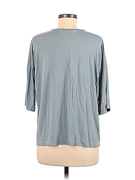 In the Style 3/4 Sleeve T-Shirt (view 2)