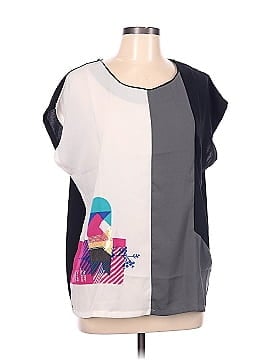 W for Woman Short Sleeve Top (view 1)