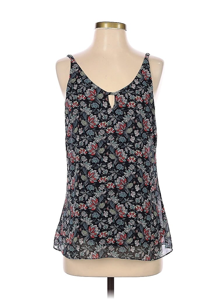 Click to view more detailed imagery on our partner's website Pre-owned Cabi Sleeveless Blouse In Black