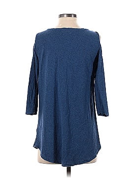 TWO by Vince Camuto 3/4 Sleeve T-Shirt (view 2)