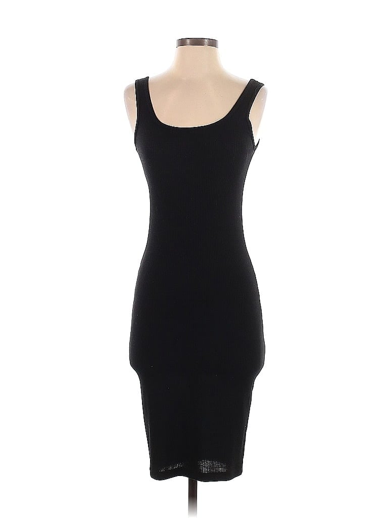 Click to view more detailed imagery on our partner's website Pre-owned Forever 21 Cocktail Dress In Black