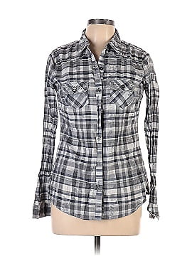 Maurices Long Sleeve Button-Down Shirt (view 1)