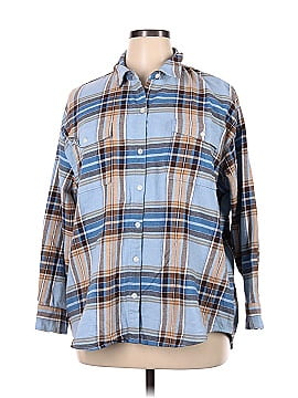 Old Navy Long Sleeve Button-Down Shirt (view 1)