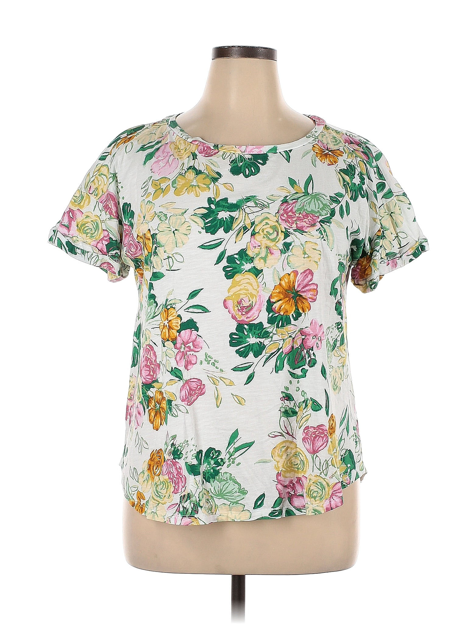 24/7 Maurices Floral White Short Sleeve T-Shirt Size 14 (0) - 44% off ...