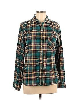 Maurices Long Sleeve Button-Down Shirt (view 1)