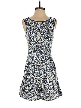 Red Saks Fifth Avenue Women's Clothing On Sale Up To 90% Off