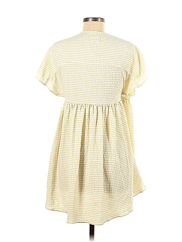 Urban Outfitters Casual Dress (view 2)