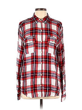 Universal Thread Long Sleeve Button-Down Shirt (view 1)