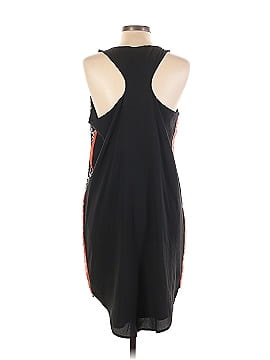 Chloe Oliver Casual Dress (view 2)