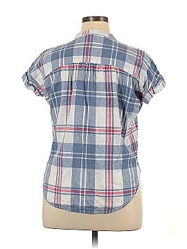 Caslon Short Sleeve Button-Down Shirt (view 2)